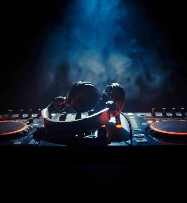 Mischpult eines DJs